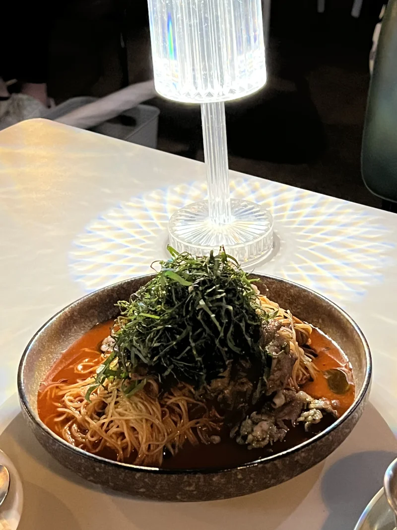 차돌 골뱅이 비빔면