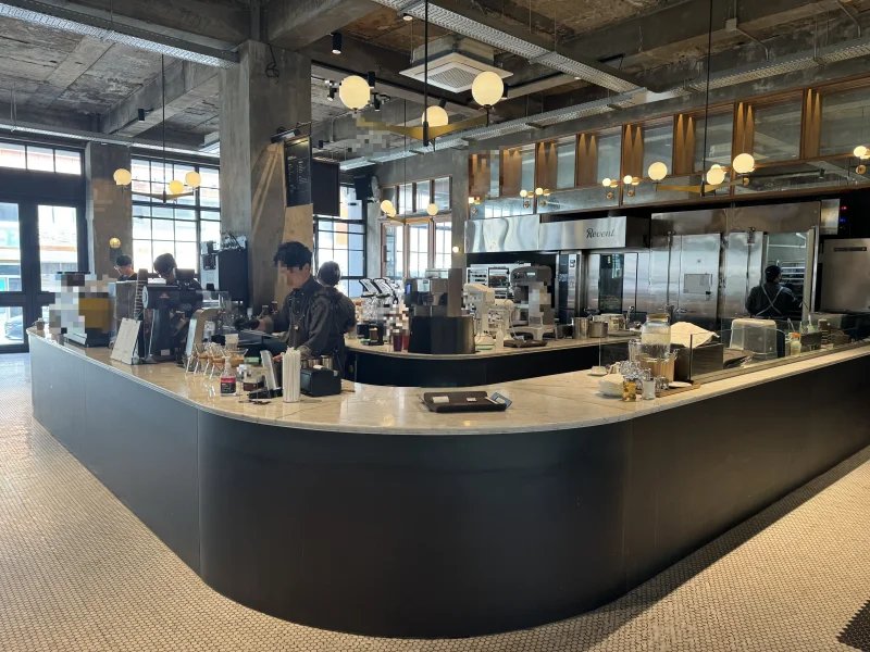 커피 바 전경