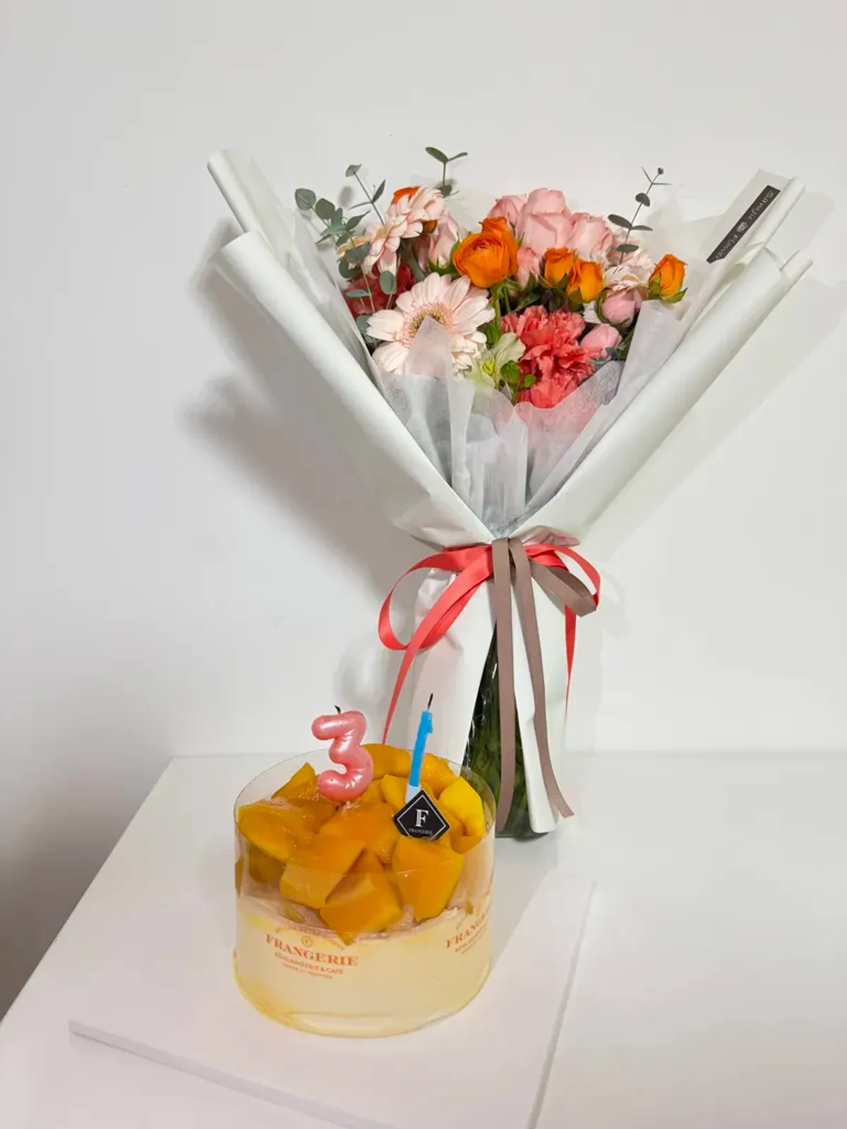 [서울] 프랑제리 피어 신촌점 - 프랑스 감성 가득한 프리미엄 베이커리 카페 내돈내산 생일케이크 망고쑥대밭